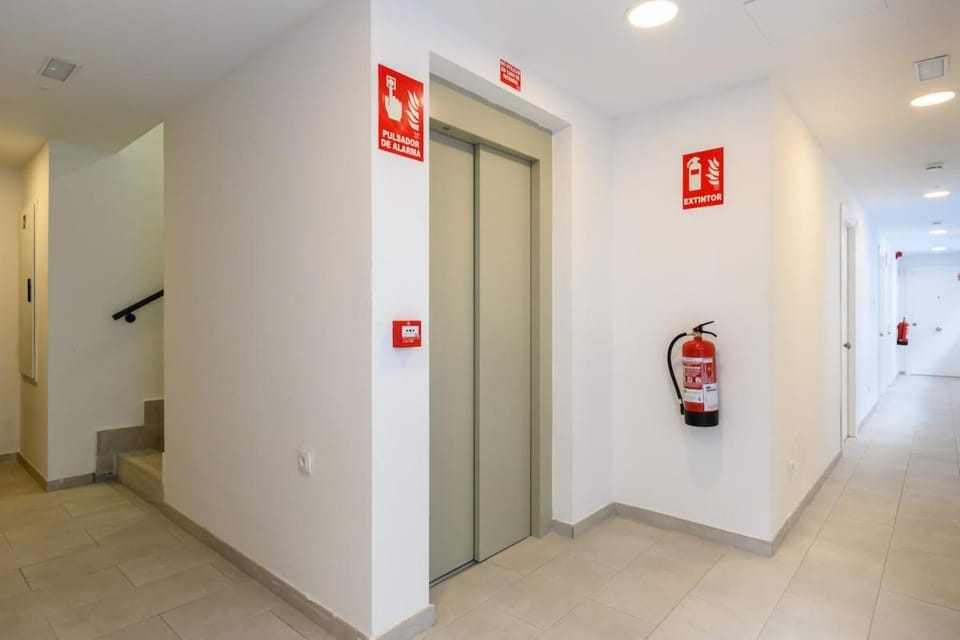 Modern studio with a private terrace Madrid Temporal FUE503 Apartment in San Sebastián de los Reyes