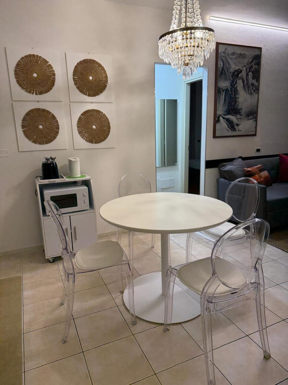 Living room, Dining area