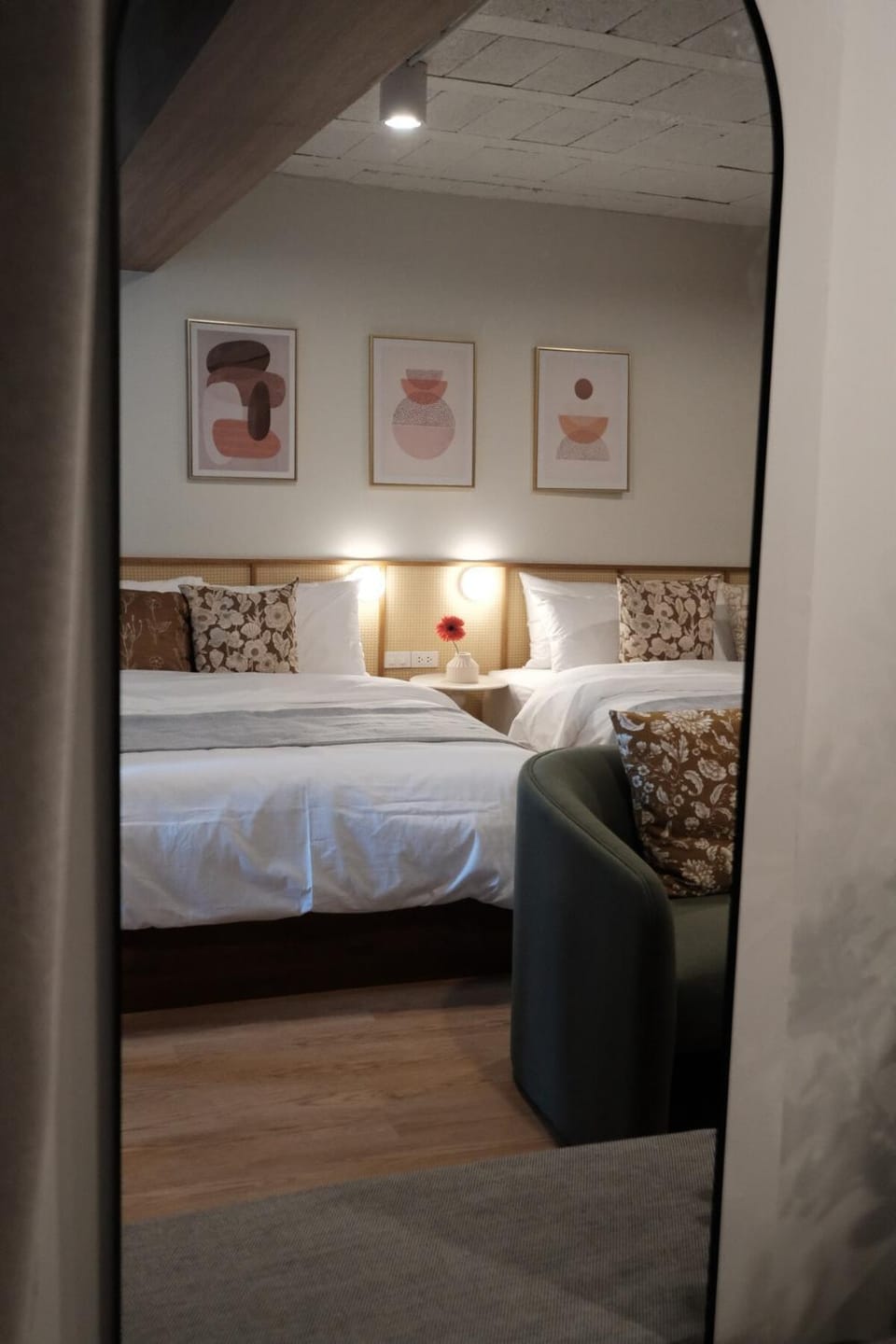 The Shantipan Mandala - Cozy City Retreat 400m from BTS Station Apartment in Bangkok