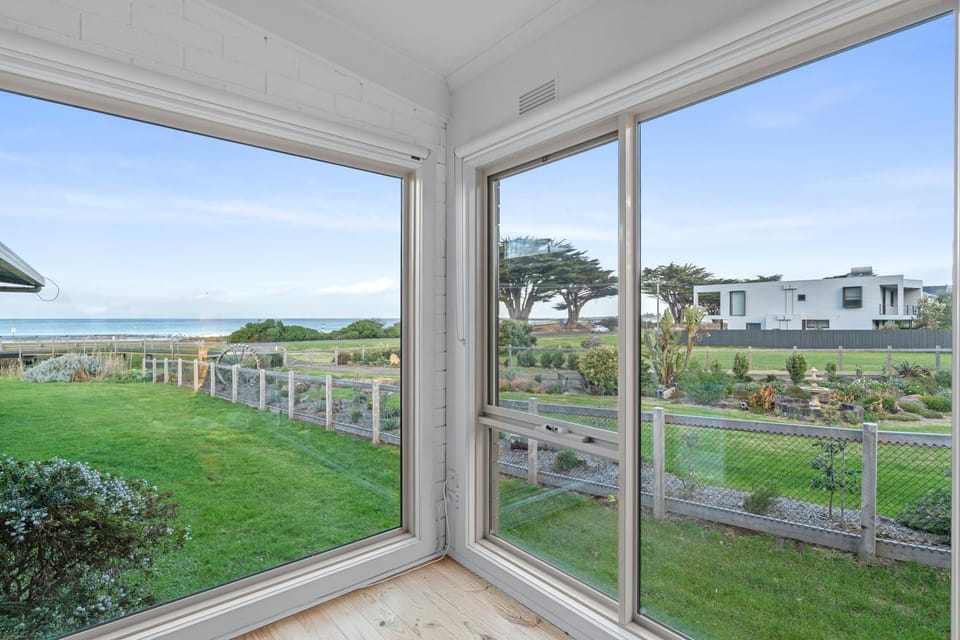 Sandy Toes & Salty Kisses House in Apollo Bay