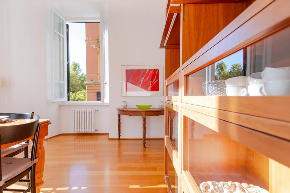 Bed, TV and multimedia, Kitchen or kitchenette, Photo of the whole room, Dining area, Bedroom
