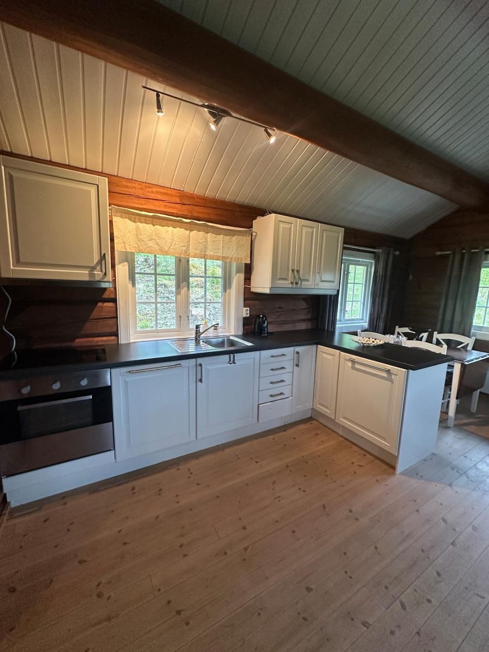 Modern Log Cabin in Peaceful Surroundings Cabin in Viken, Norway