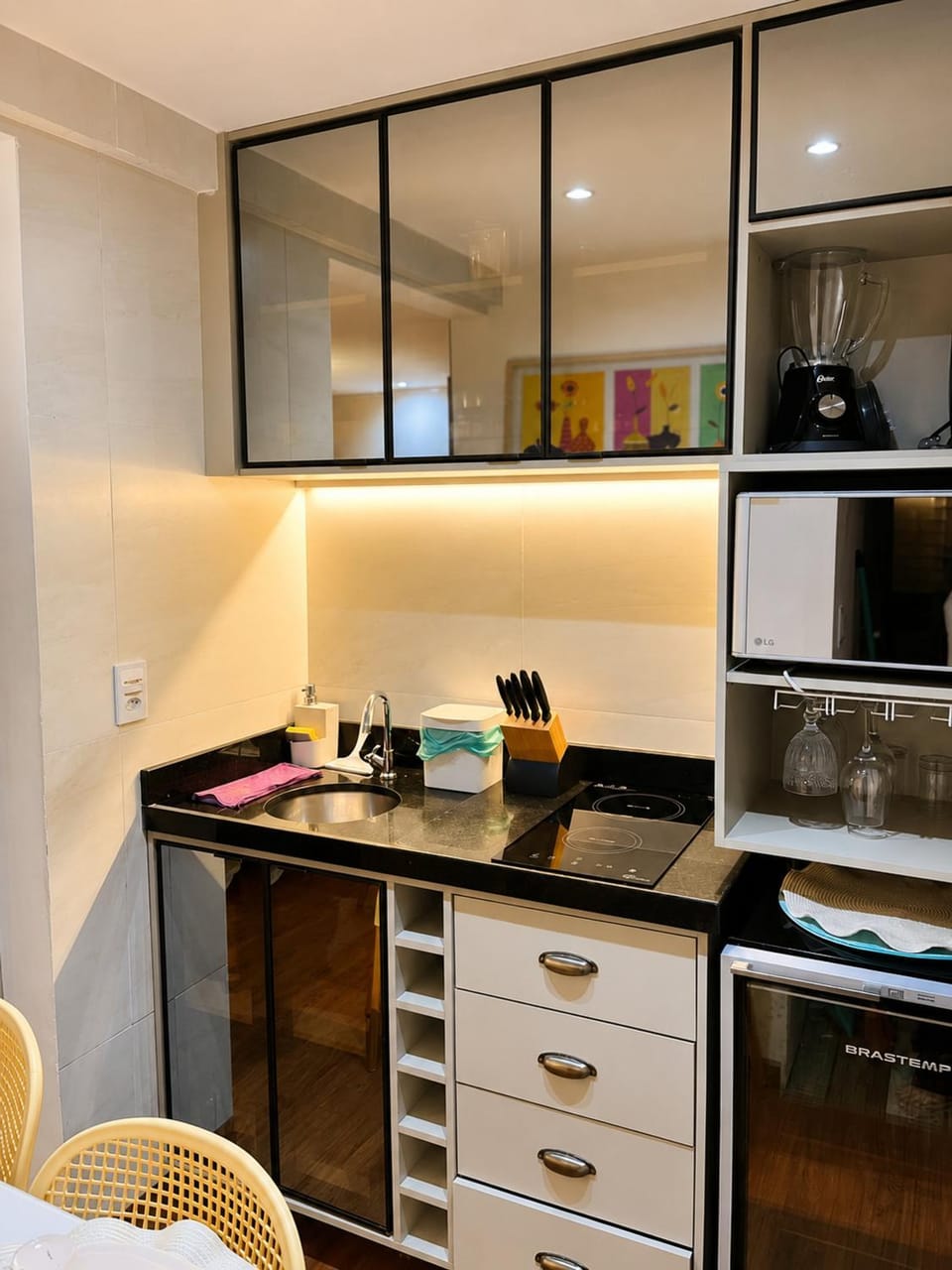 Kitchen or kitchenette