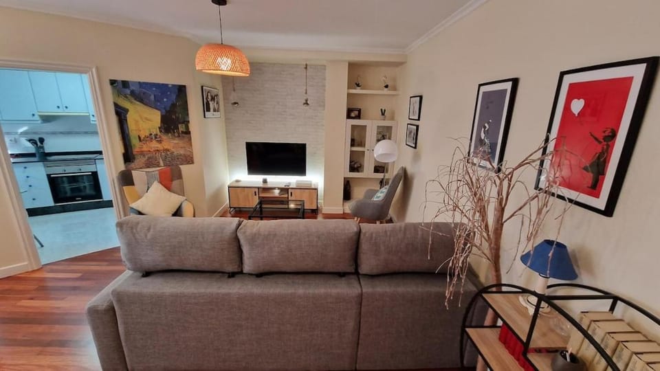 En el centro, garaje privado y terraza Apartment in O Salnés