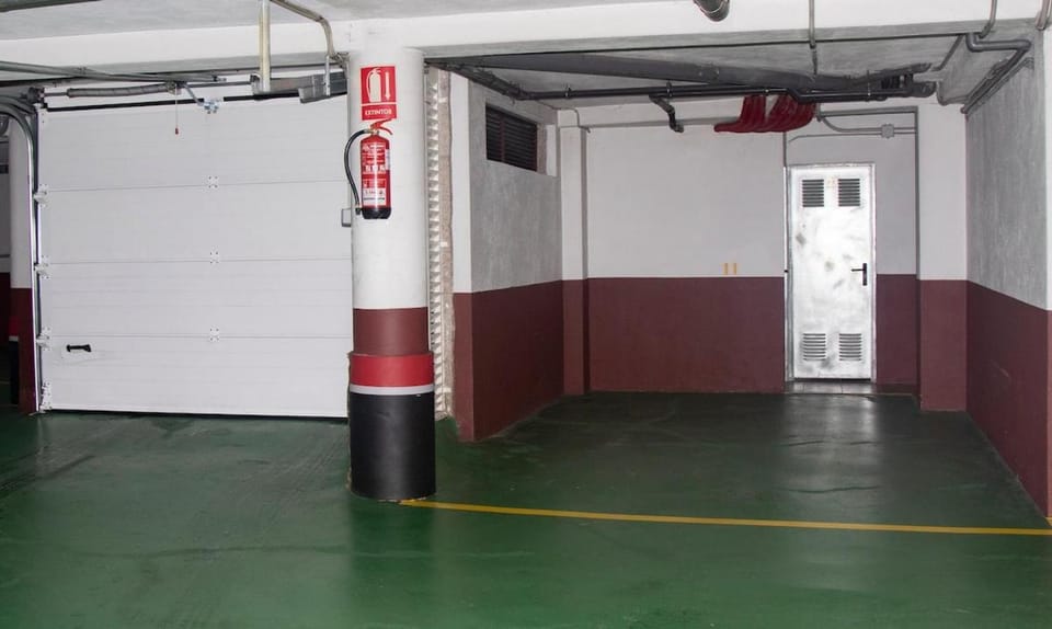 En el centro, garaje privado y terraza Apartment in O Salnés