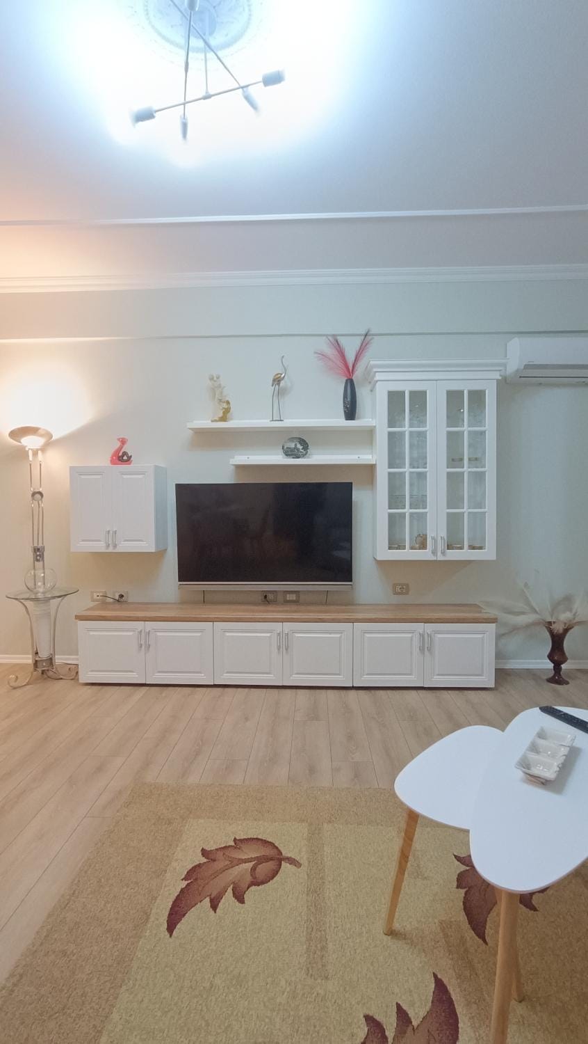 TV and multimedia, Living room, minibar