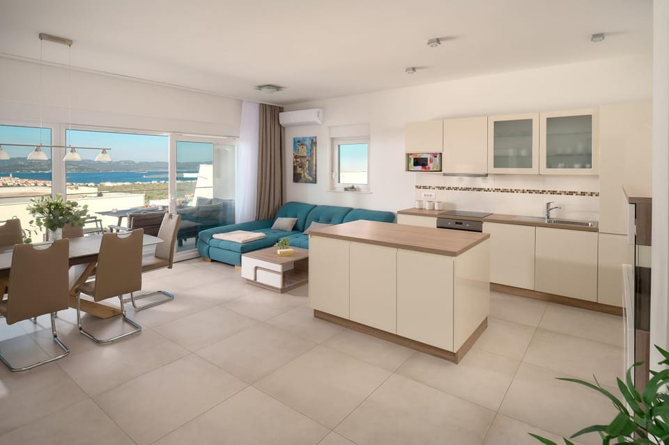 Natural landscape, Kitchen or kitchenette, Living room, Seating area, Dining area