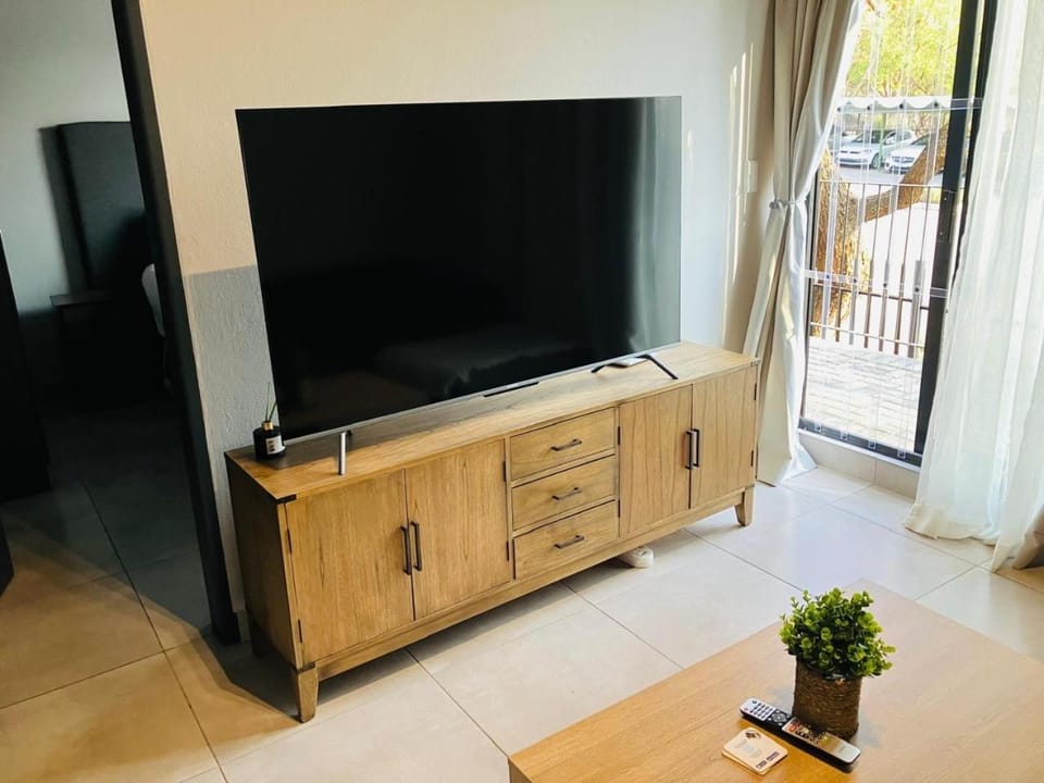 Circa 43 1 Bedroom Lynwood Apartment in Pretoria