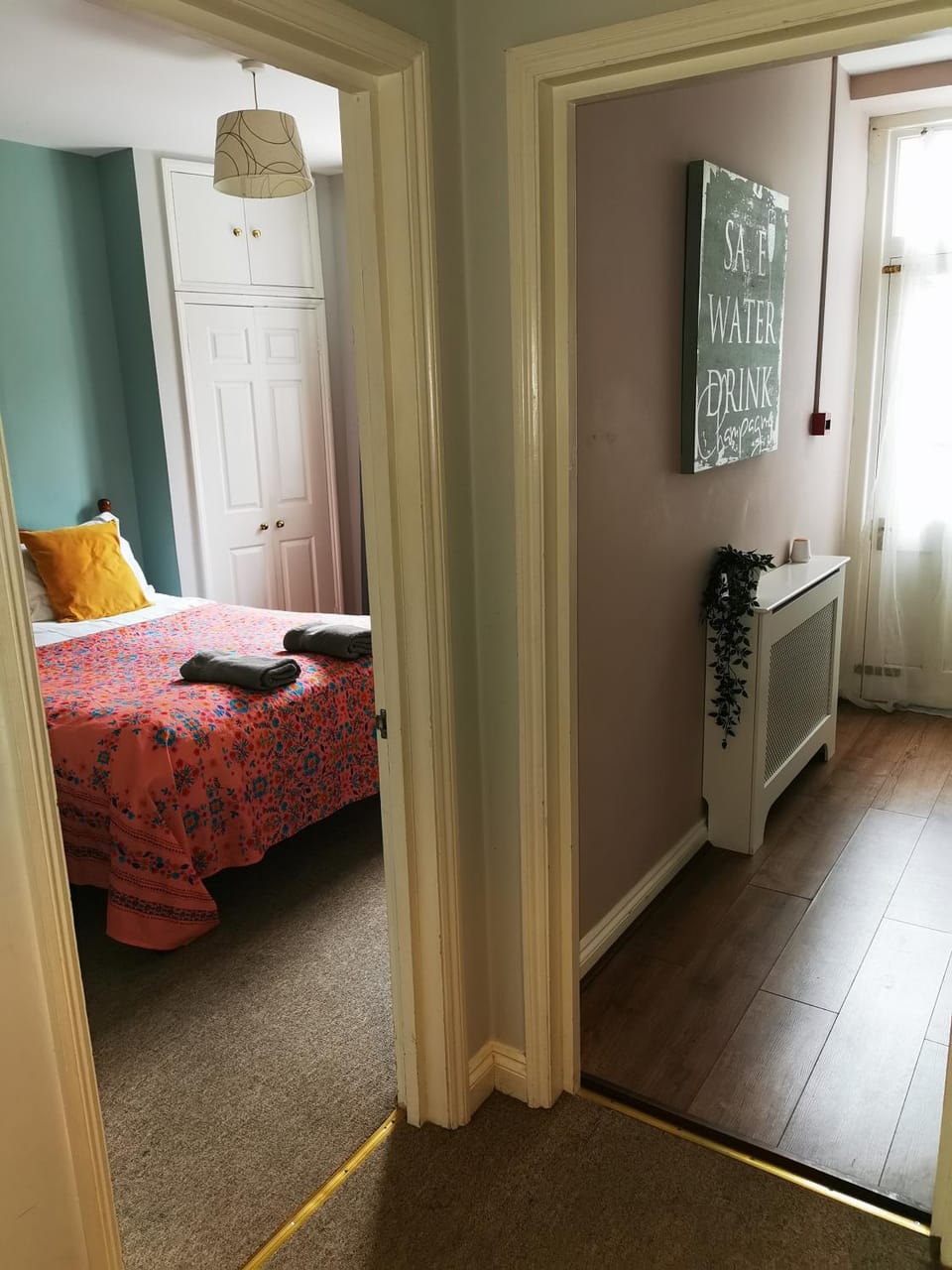 Central Bath Apartment Private Parking Courtyard Garden Apartment in Bath