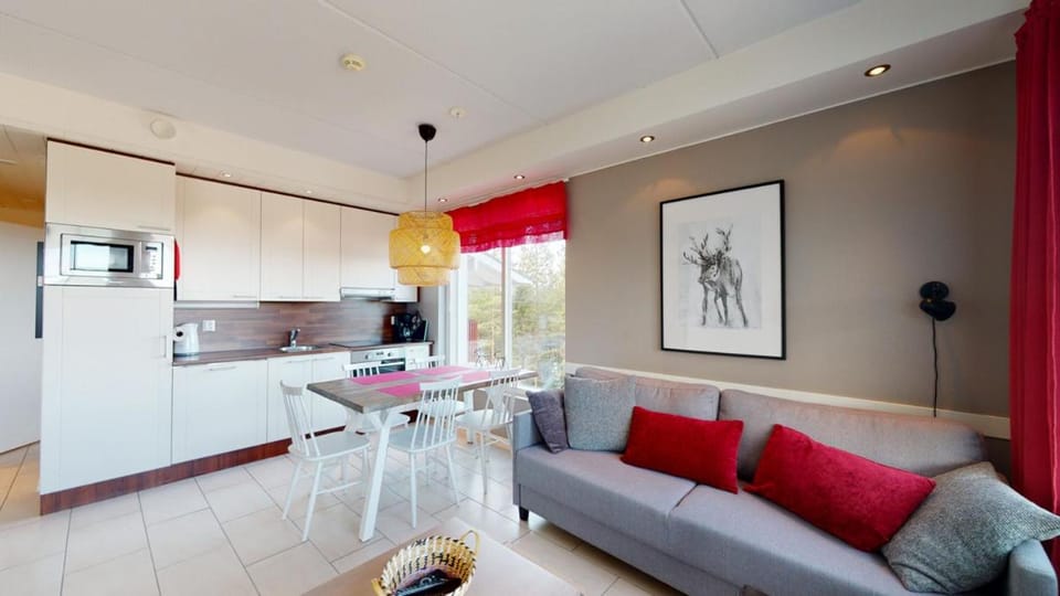 Kitchen or kitchenette, Living room, Seating area