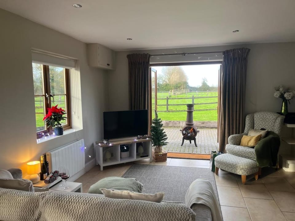 Cottage nestled in the heart of a stunning Suffolk Village House in Suffolk Coastal District