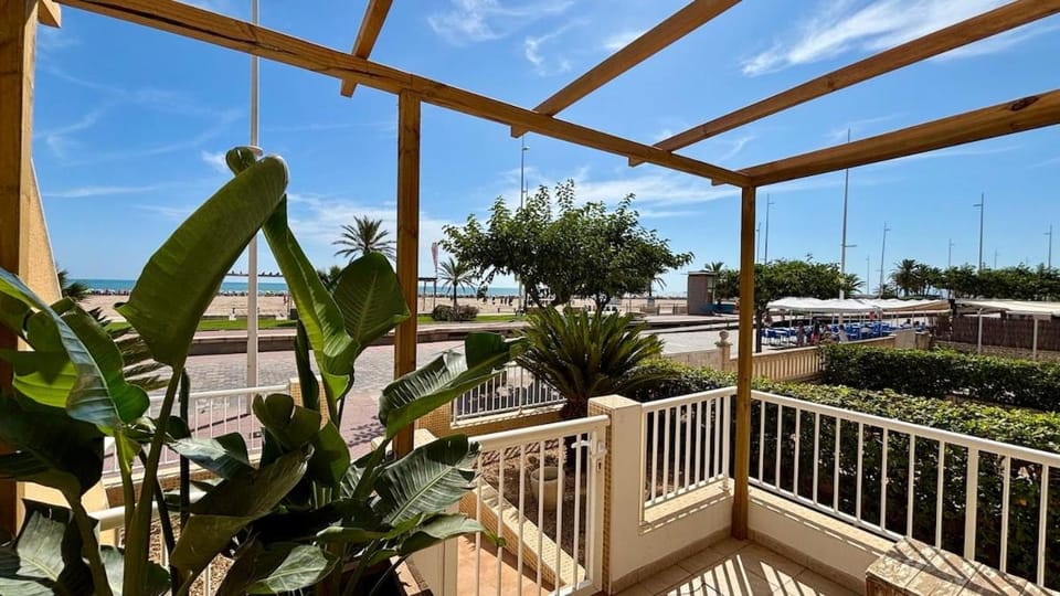 View (from property/room), Balcony/Terrace