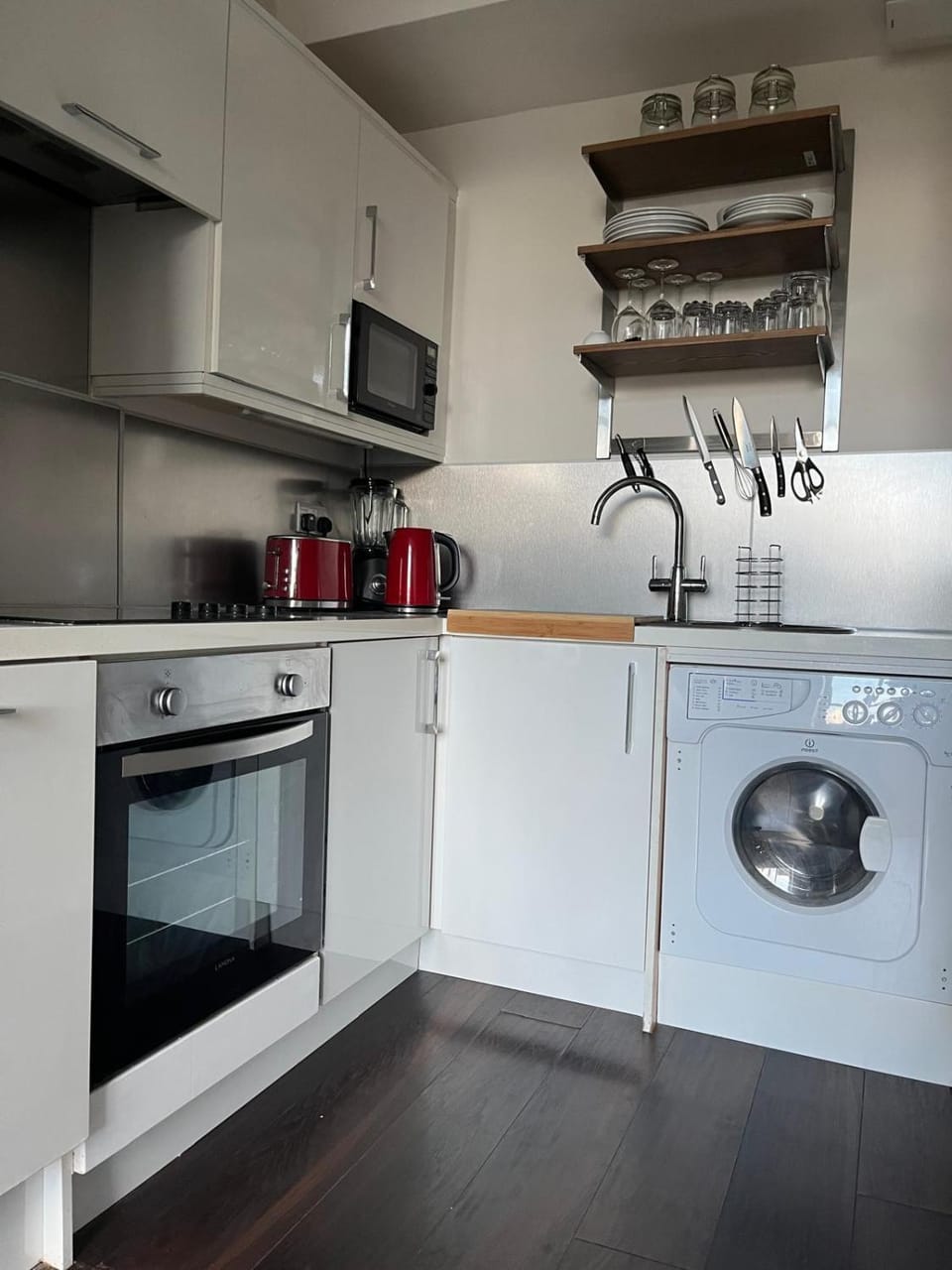 Home on the River Liffey - City Centre Apartment in Dublin