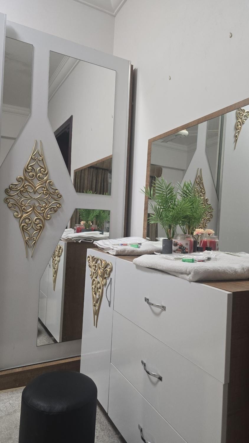 شقة جميلة مطلة على الشاطيLuxury MUSCAT Apartment with Sea View Apartment in Muscat Governorate, Oman