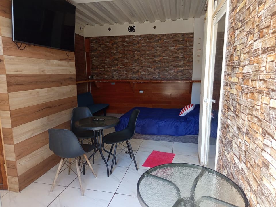 HOSTEL SAKAR QUINTERO Beach Bed and Breakfast in Valparaíso Region