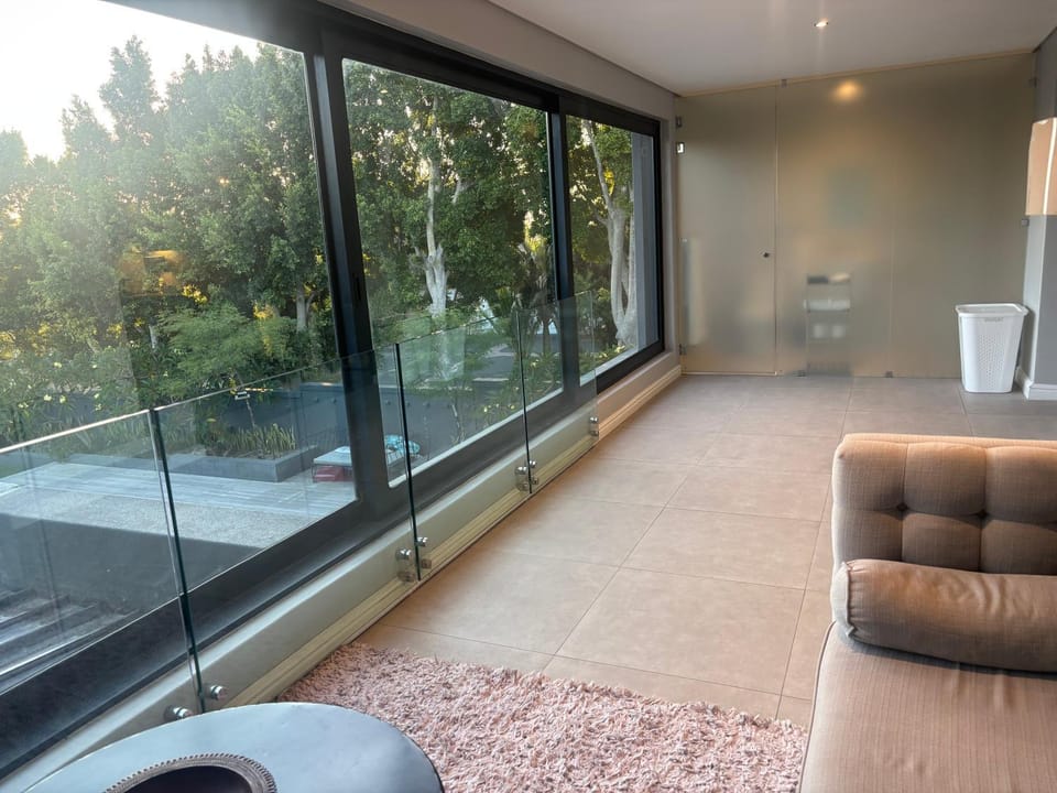 The Nest on 10th Apartment in Cape Town