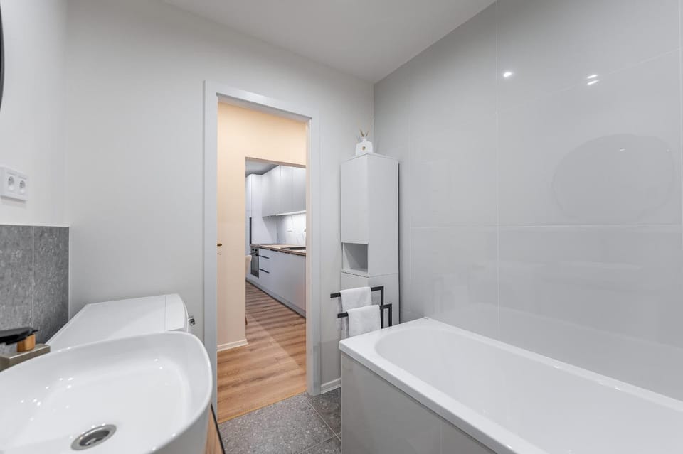 Bathroom, Bath