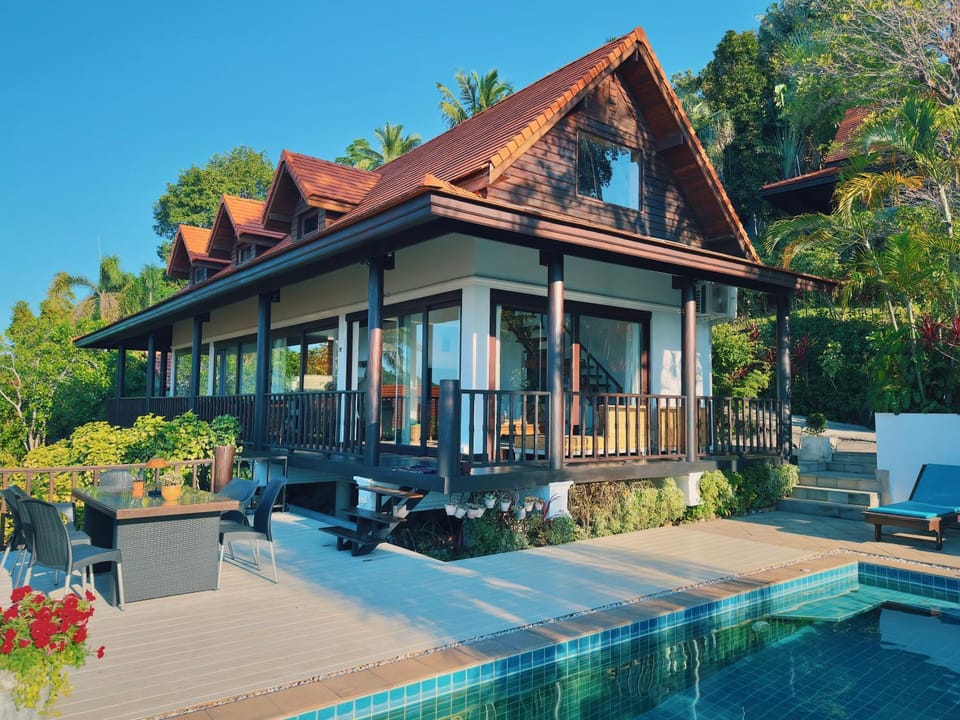 SeaView Villa Tropicana Villa in Ko Pha-ngan Sub-district