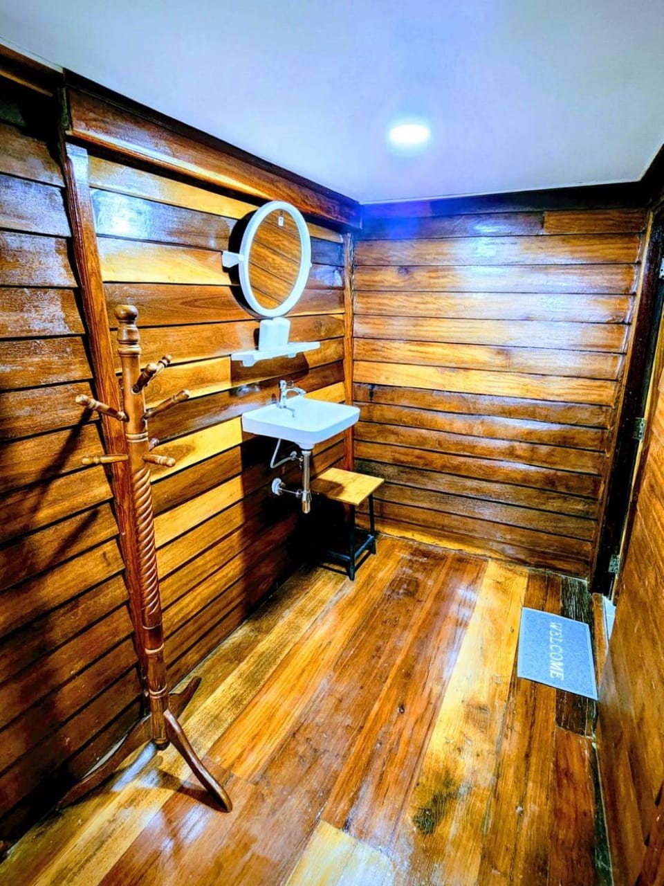 สบาย รีสอร์ท หางน้ำสาคร Bed and Breakfast in Thailand