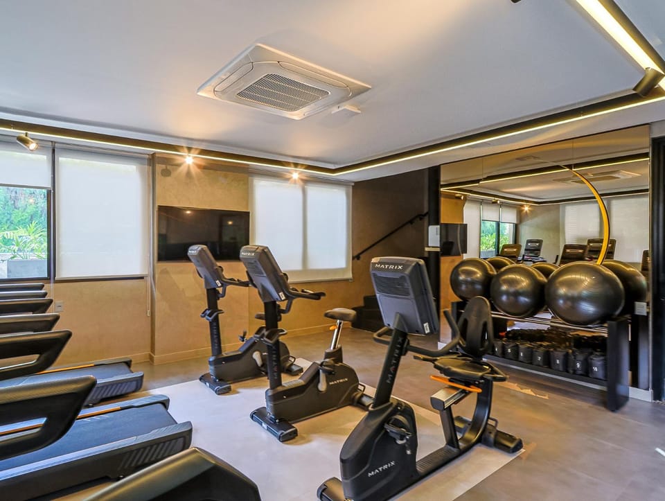 Property building, Day, Fitness centre/facilities, Area and facilities, air conditioner
