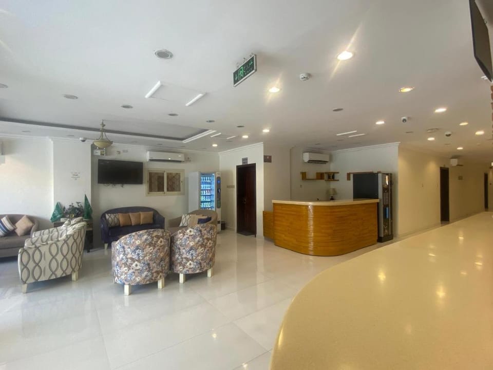Communal lounge/ TV room, TV and multimedia, Seating area, Evening entertainment, minibar