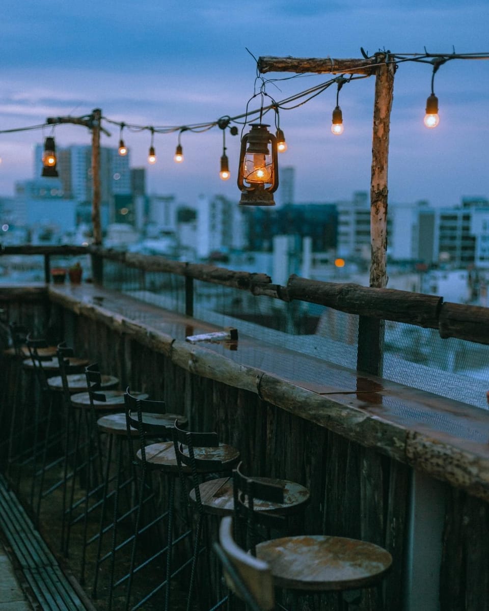 Restaurant/places to eat, Banquet/Function facilities