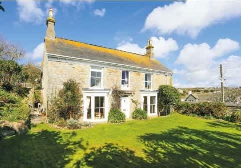 Property building, Garden view