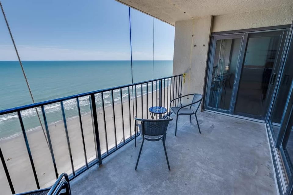 Nice NEW 2BR,Direct Oceanfront in Private Arcadian House in South Carolina