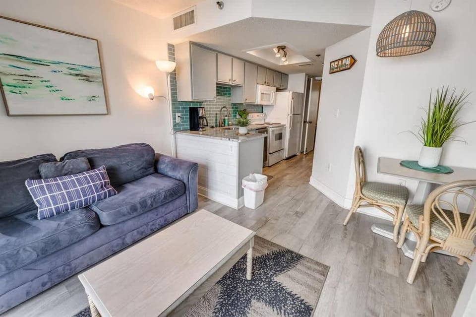 Newly Remodeled Direct Oceanfront Sea Watch Resort House in South Carolina