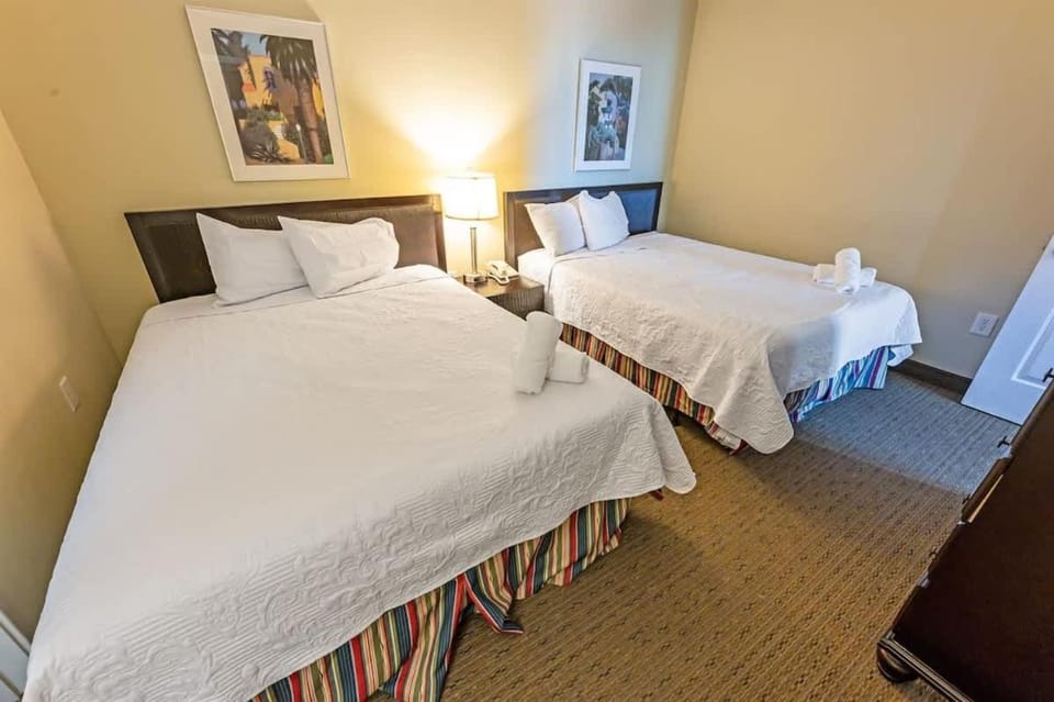 Ocean-view condo w pool & hot tub House in North Myrtle Beach