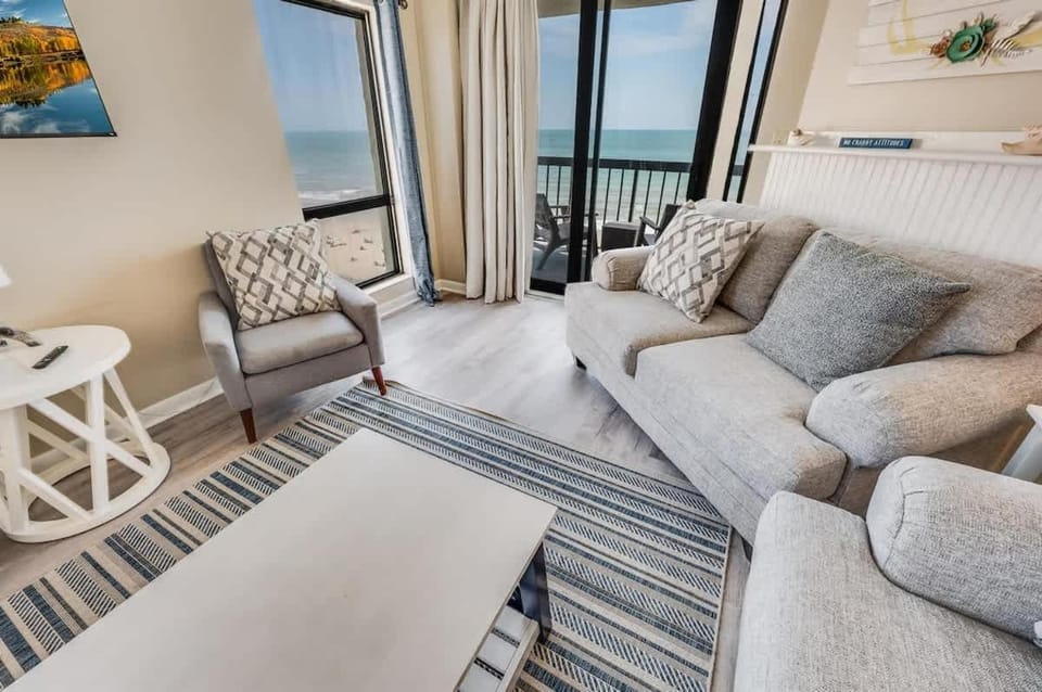 New -Direct Oceanfront 3BR2B, Private WaterPoint! House in North Myrtle Beach