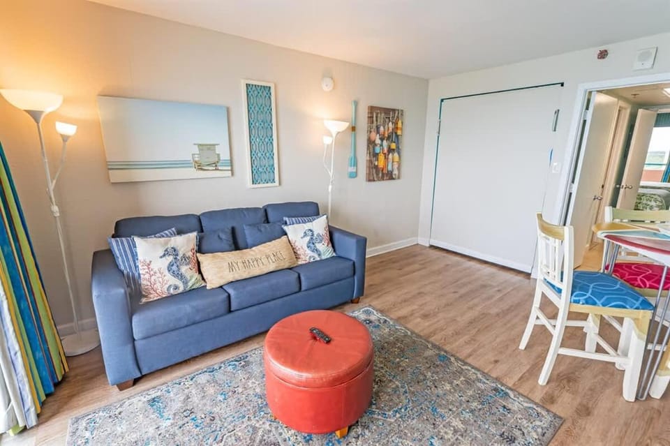 Direct Oceanfront at Sandcastle South with Pools! House in Myrtle Beach
