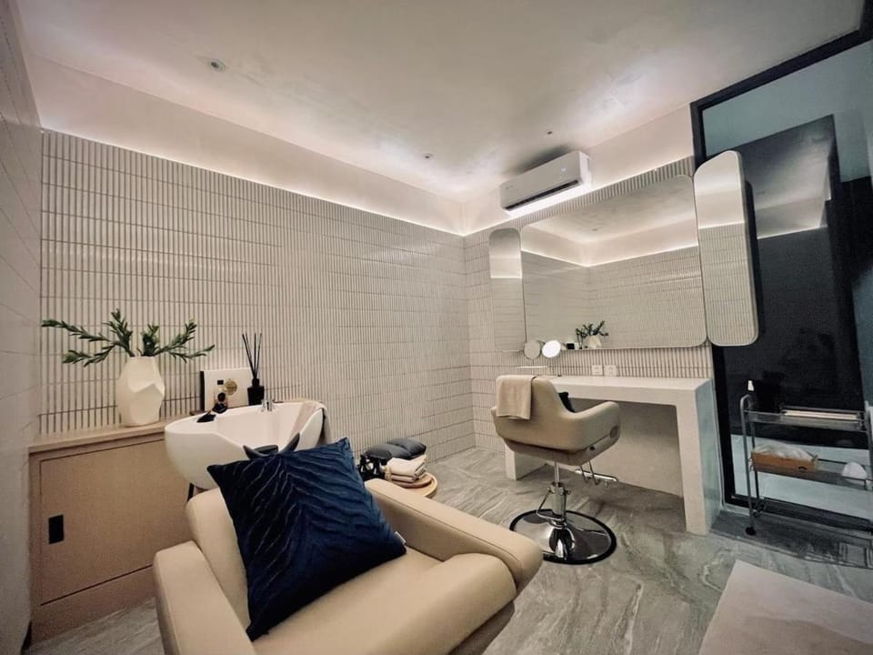 Arom Wongamart by David Home Apartment in Pattaya City