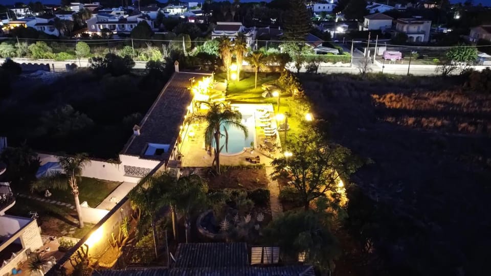 Baia Monoi House in Fontane Bianche