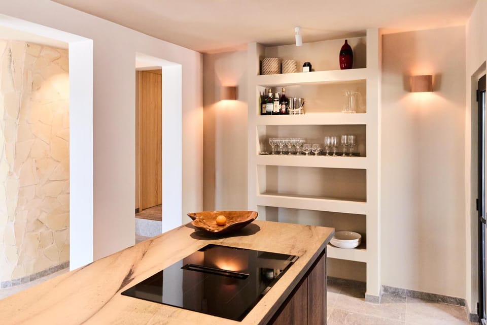 Kitchen or kitchenette, stove
