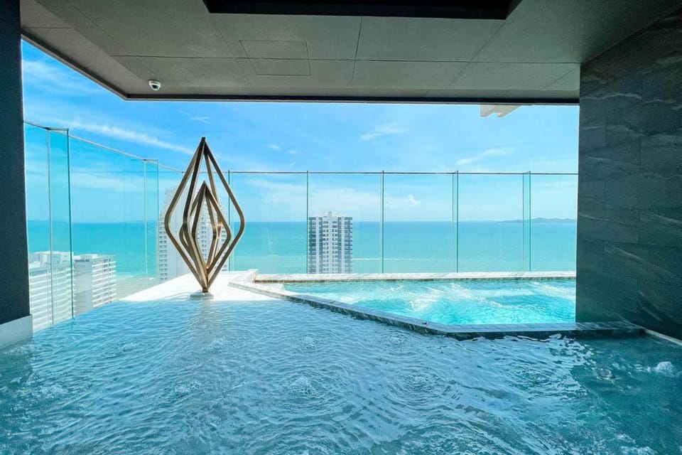 The Panora Pattaya - Luxury Studio Pratumnak Jomtien beach Apartment in Pattaya City