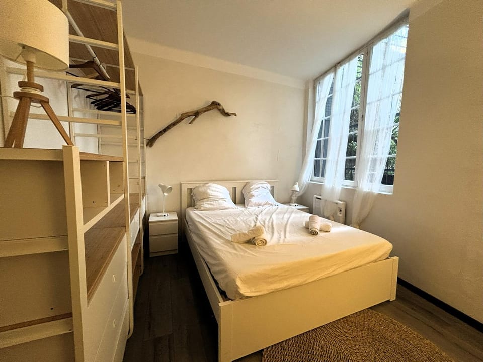 Bed, Bedroom, storage