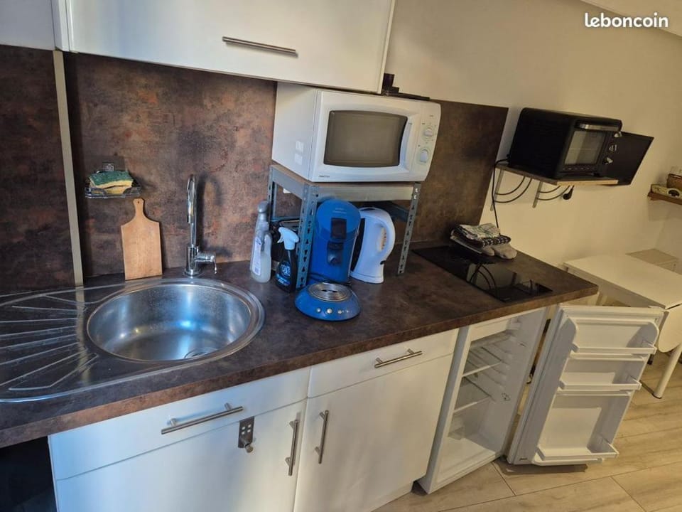 Studio centre Volonne Apartment in Provence-Alpes-Côte d'Azur