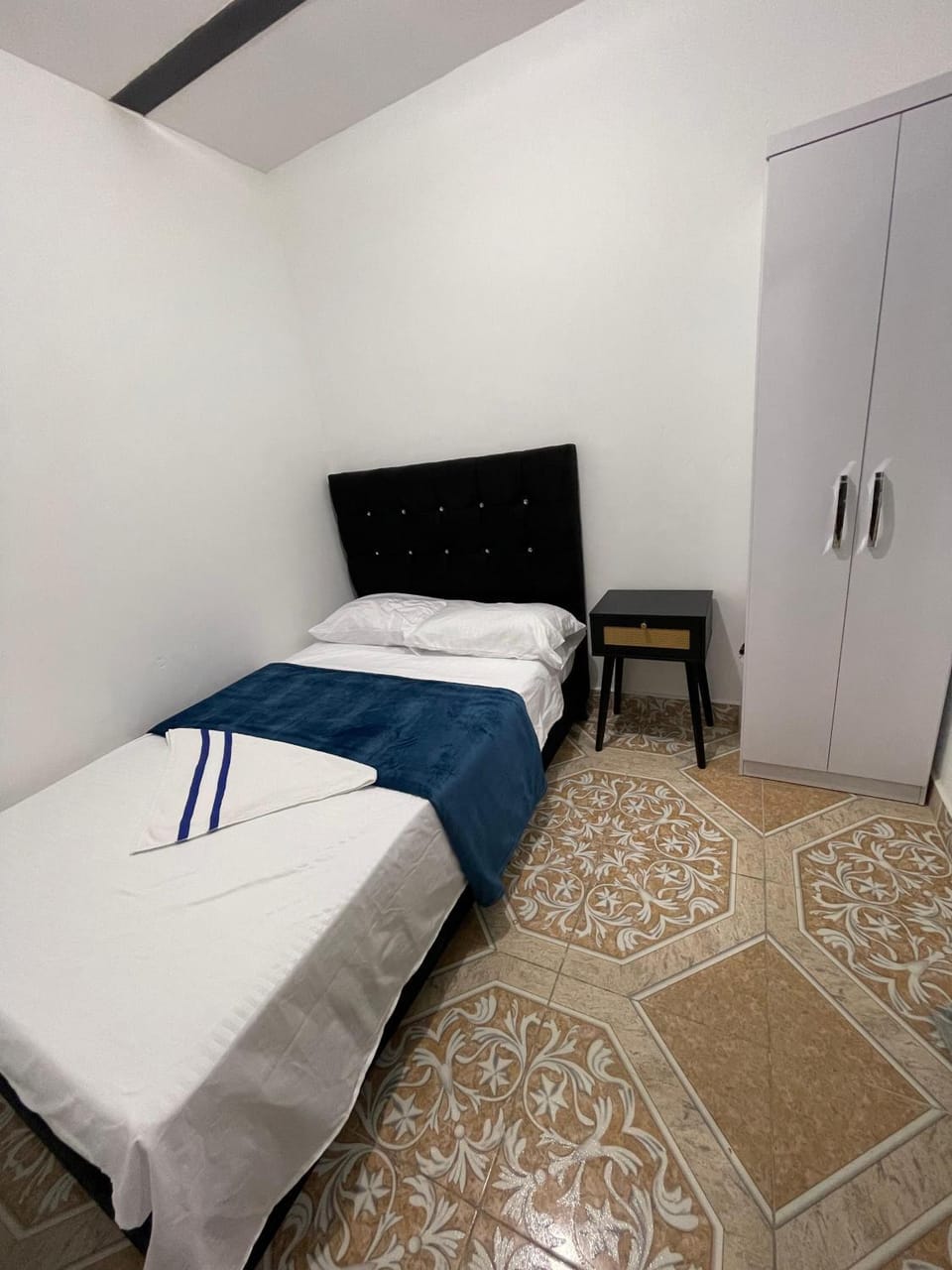 Bed, Bedroom, wardrobe