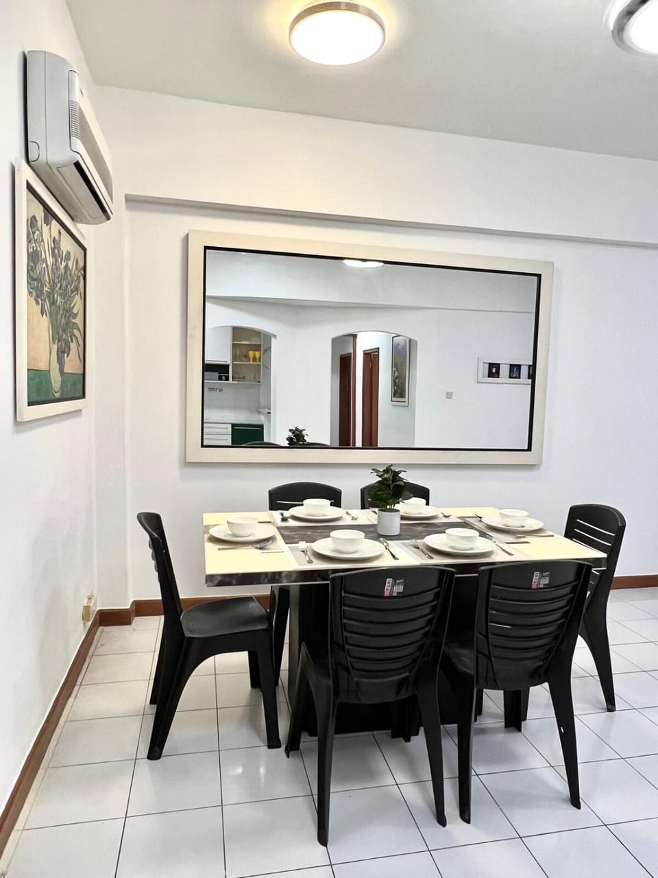 Likas Square Serviced Apartment - garden view with 3bedrooms for 9pax by Kocy Homestay Apartment in Kota Kinabalu