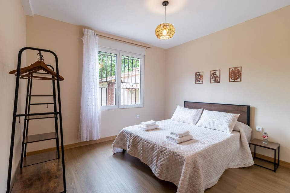Living room, Bedroom