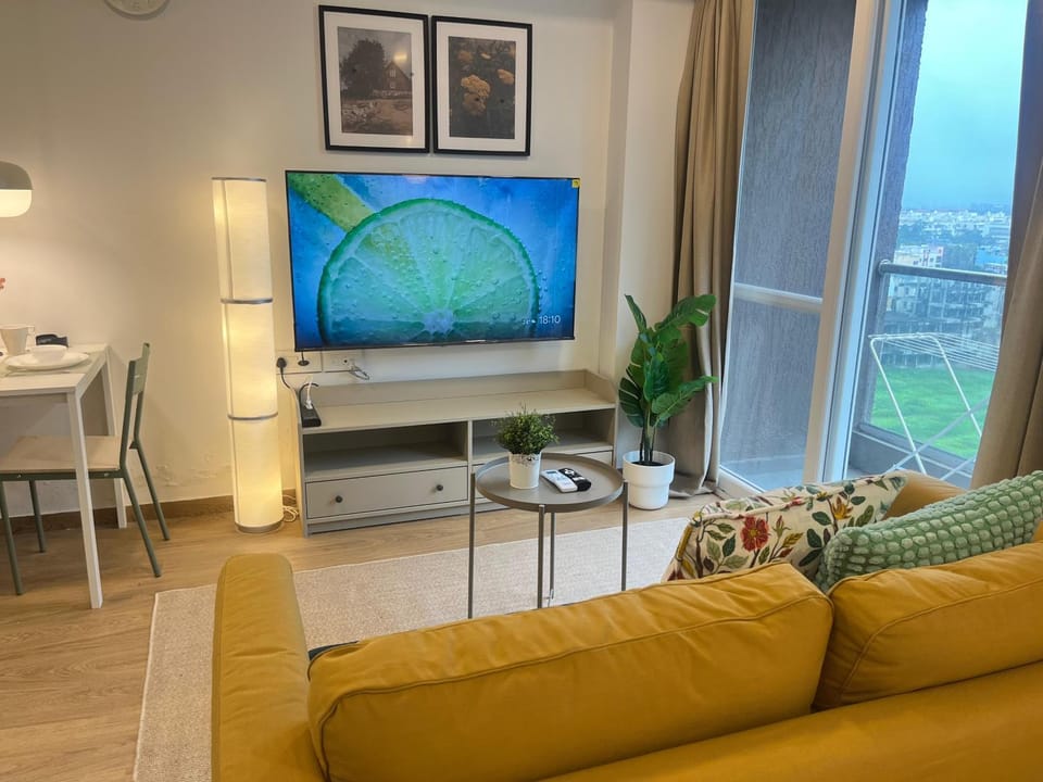 TV and multimedia, Living room, Seating area