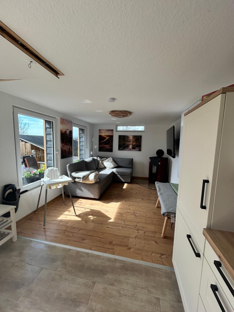 Living room, fireplace, fireplace