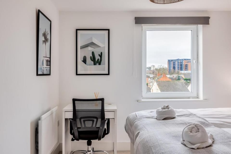 Seating area, Bedroom