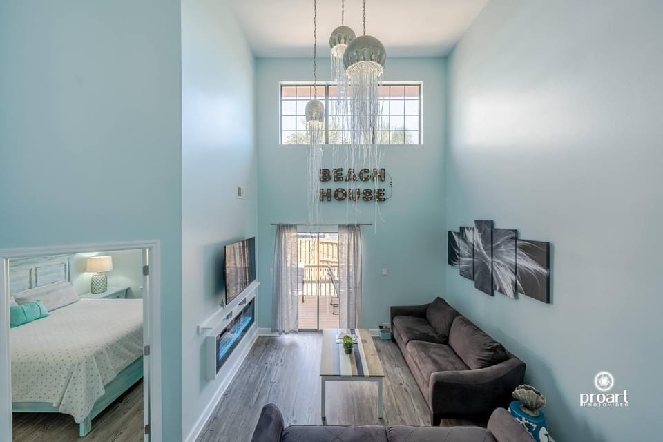 Living room, Photo of the whole room, Seating area