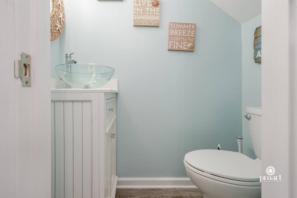 Toilet, Bathroom