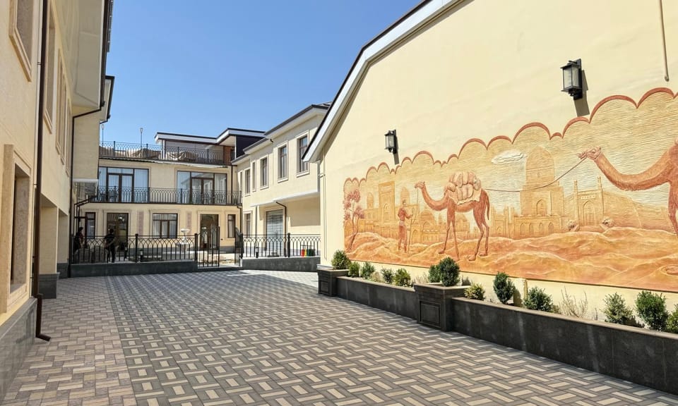 Property building, Day