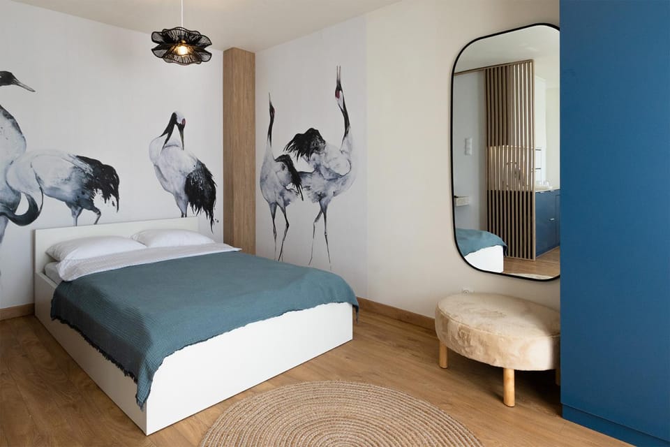 Bed, Photo of the whole room, Bedroom