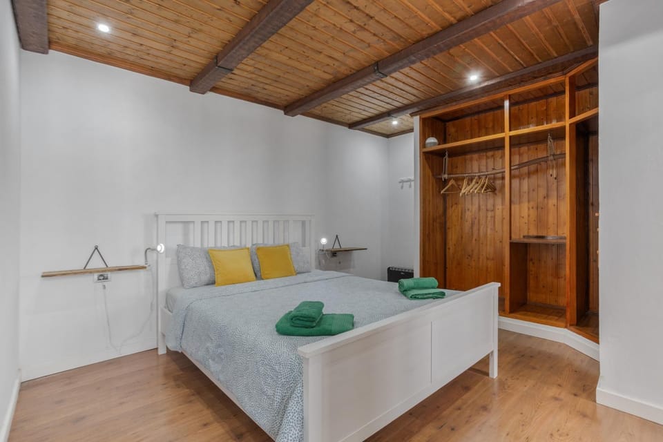 Property building, Living room, Bedroom