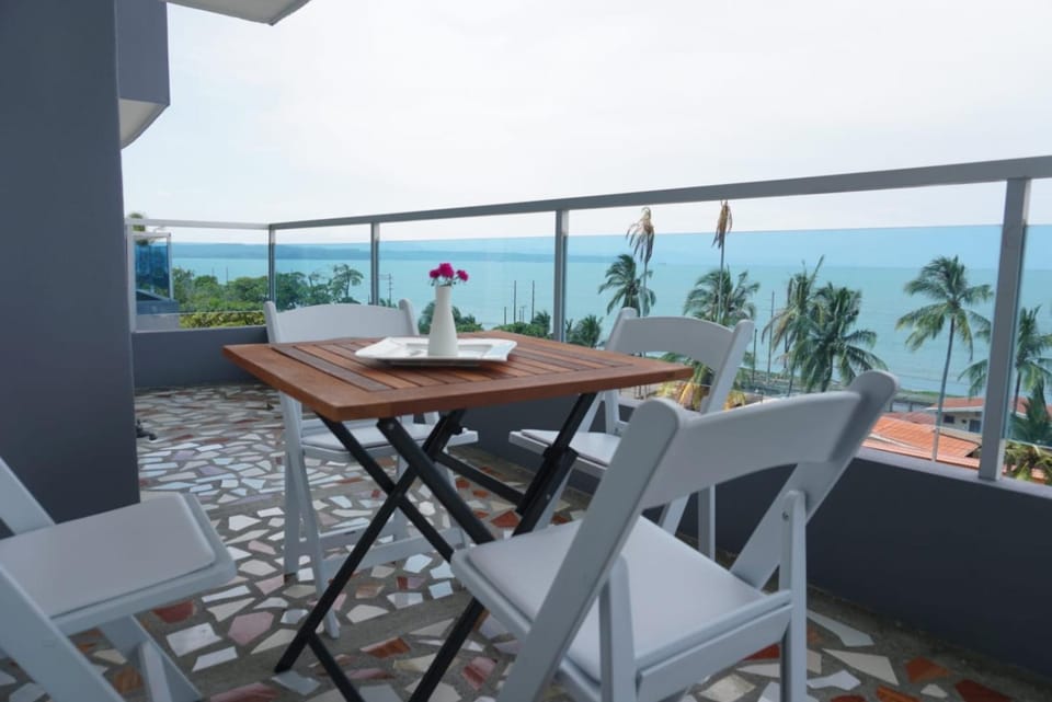 Txakoli Puerto Azul Apartment in Puntarenas Province